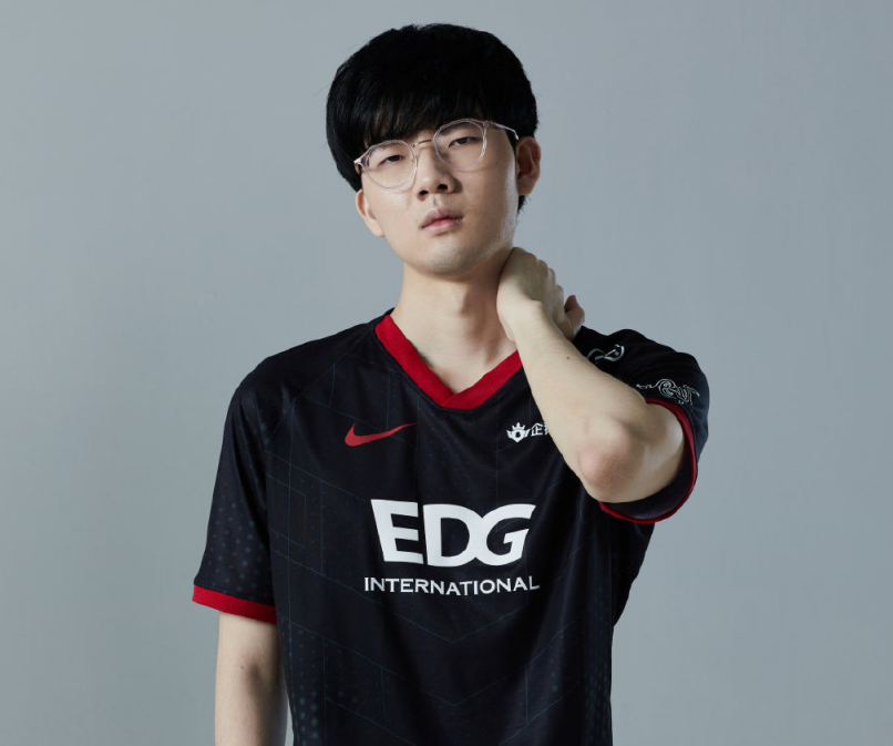 开云体育-关于Doinb在塞尔维亚队比赛中晋级下一阶段，出色发挥引发热议！再创辉煌时刻的信息