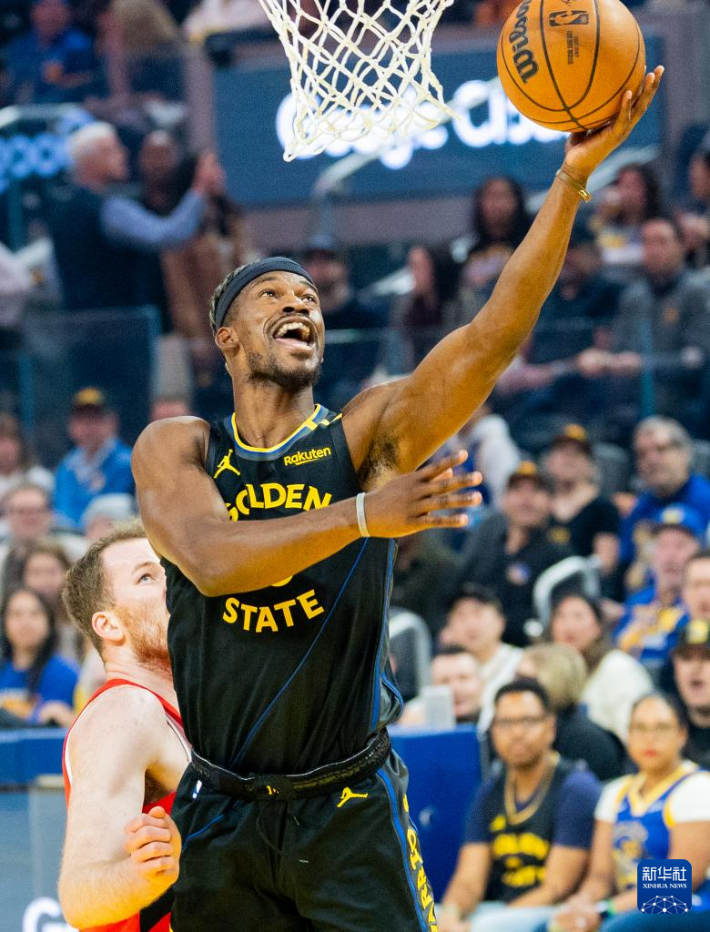 开云APP-科比nba复出赛猛龙vs湖人