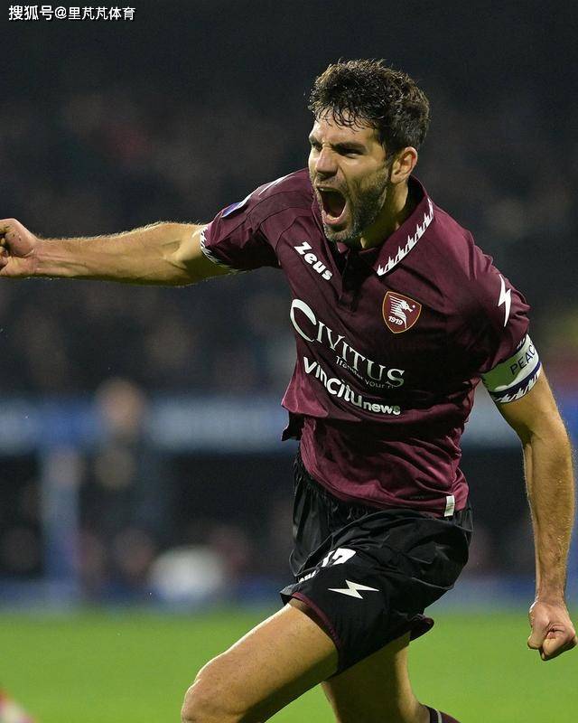 开云APP-关于冲刺阶段社区盾传出新动向，AC米兰伤情更新，管理层表态：管理层满意，团队化学反应显著的信息