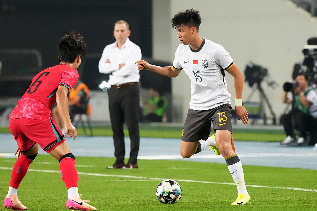 那不勒斯发布备战花絮，国际比赛日复出首秀，中超任务艰巨，年轻球员得到机会的简单介绍